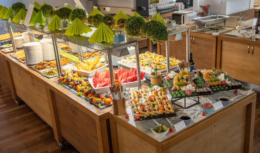 CE Plaza Hotel Si�fok - CE Plaza H�sv�t (min. 3 �j)