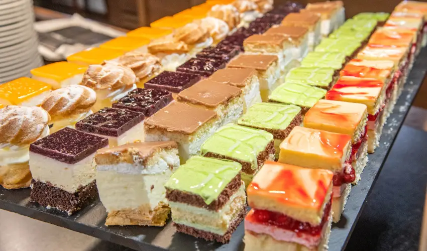 CE Plaza Hotel Si�fok - CE Plaza H�sv�t (min. 3 �j)