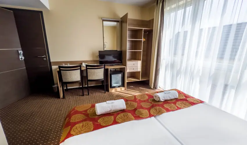 CE Plaza Hotel Si�fok - CE Plaza H�sv�t (min. 3 �j)