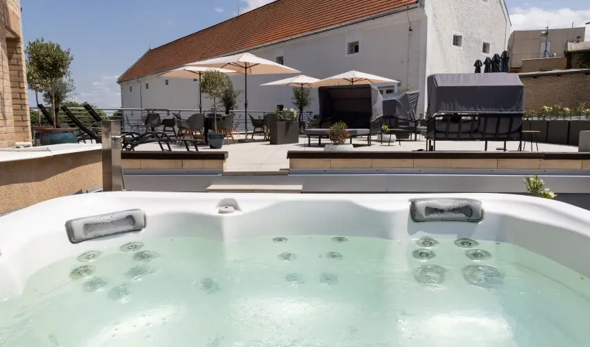 CE Plaza Hotel Si�fok - CE Plaza H�sv�t (min. 3 �j)