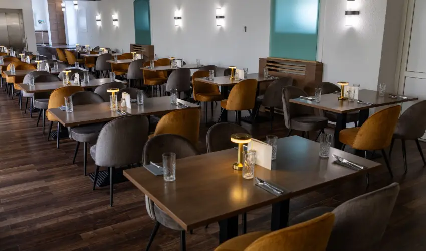 CE Plaza Hotel Si�fok - CE Plaza H�sv�t (min. 3 �j)