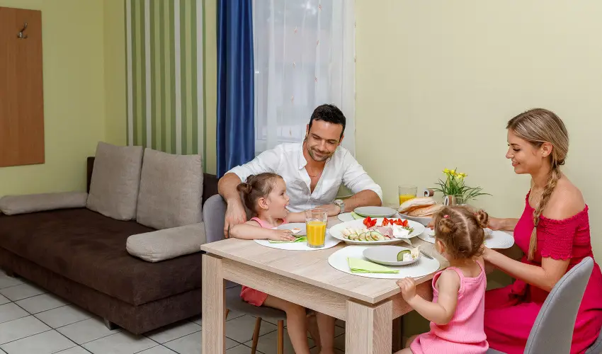 Cegldfrd Apartmanpark s Kemping Cegld - Hsvt (min. 2 j)