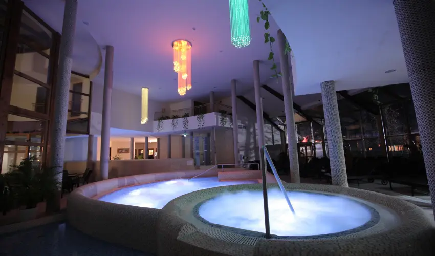 Colosseum Wellness Hotel Mrahalom - Hsvt (min. 3 j)