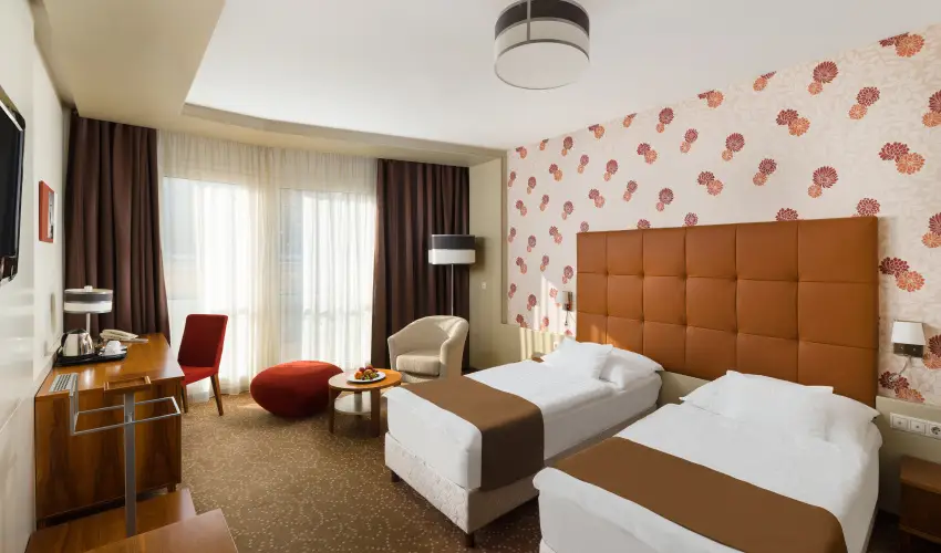 Corso Hotel Pcs Pcs - Hsvt - teljes elrefizetssel