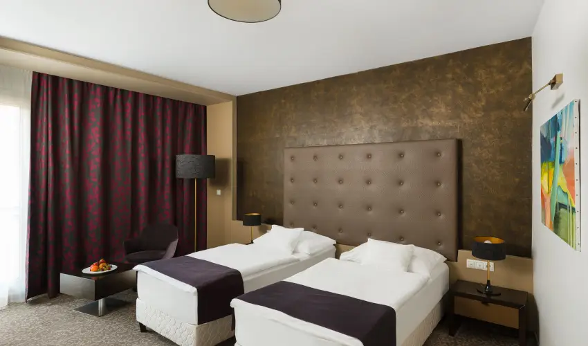 Corso Hotel Pcs Pcs - Hsvt - teljes elrefizetssel