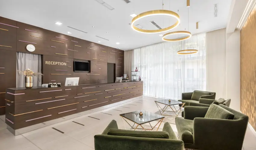 Corso Hotel Pcs Pcs - Hsvt - teljes elrefizetssel