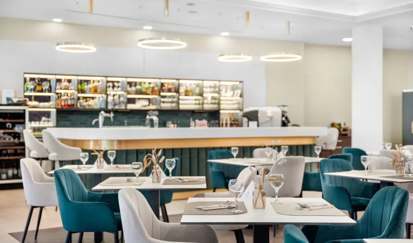 Corso Hotel Pcs Pcs - Hsvt - teljes elrefizetssel