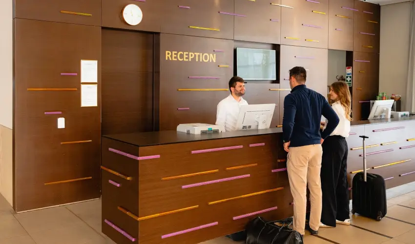 Corso Hotel Pcs Pcs - Hsvt - teljes elrefizetssel