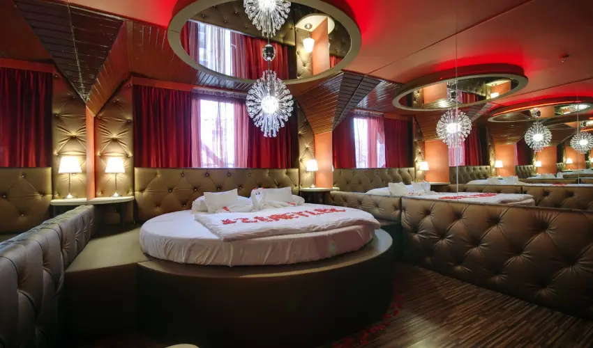 Corvin Hotel Gyula - Hsvt (min. 3 j)