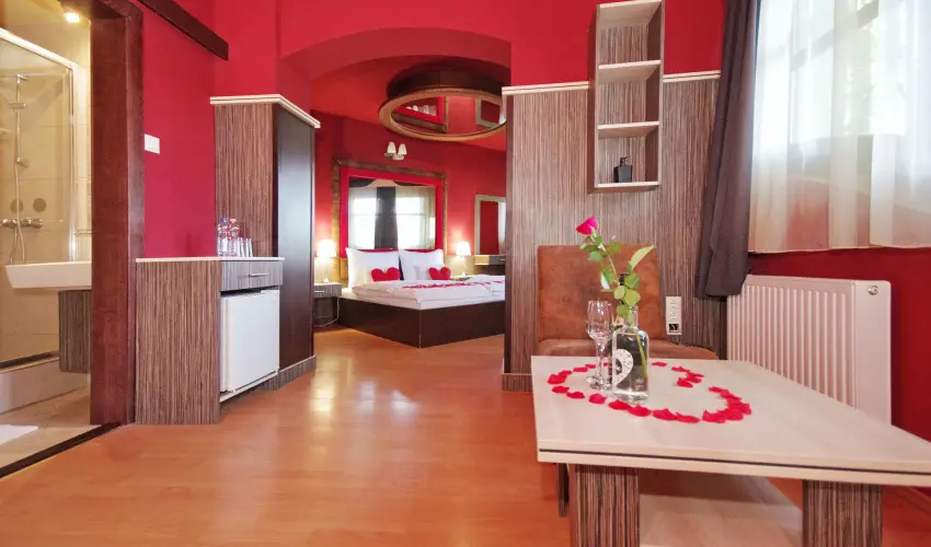 Corvin Hotel Gyula - Hsvt (min. 3 j)