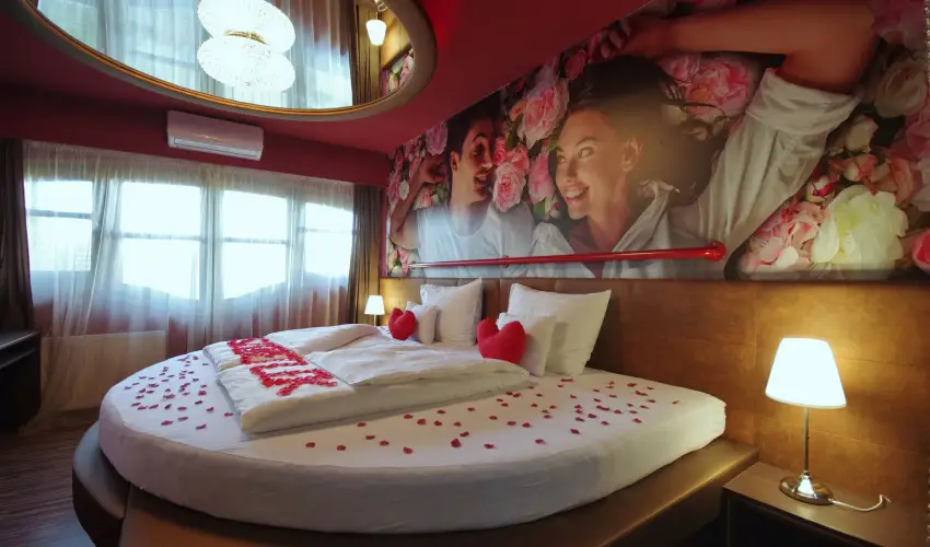 Corvin Hotel Gyula - Hsvt (min. 3 j)