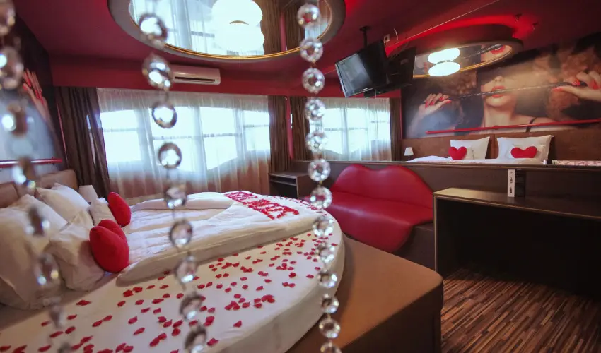 Corvin Hotel Gyula - Hsvt (min. 3 j)