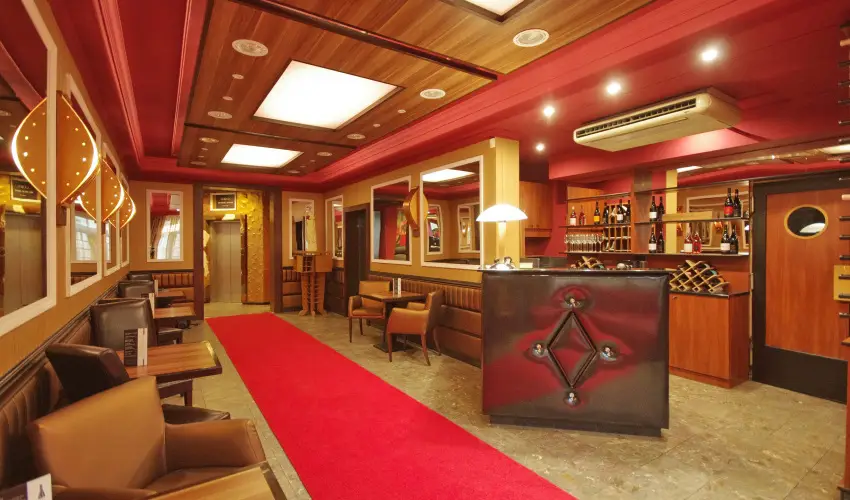 Corvin Hotel Gyula - Hsvt (min. 3 j)