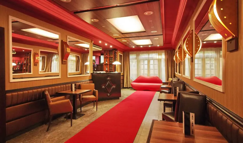 Corvin Hotel Gyula - Hsvt (min. 3 j)