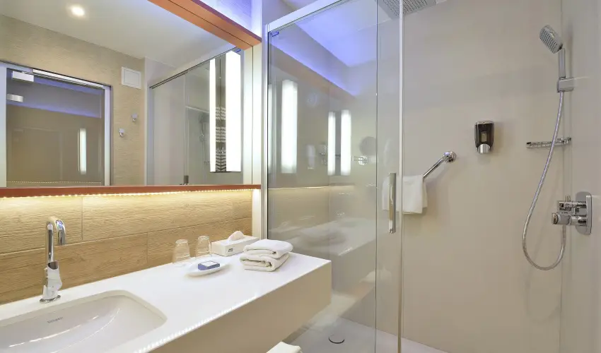 Danubius Hotel Bk Bk, Bkfrd - Hsvt (min. 2 j)