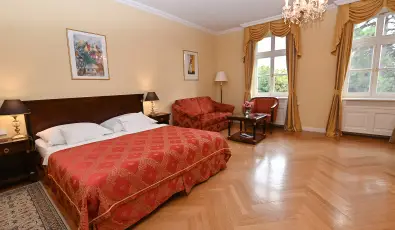 gr�f Degenfeld Kast�lysz�ll� Tarcal