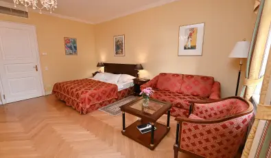 gr�f Degenfeld Kast�lysz�ll� Tarcal