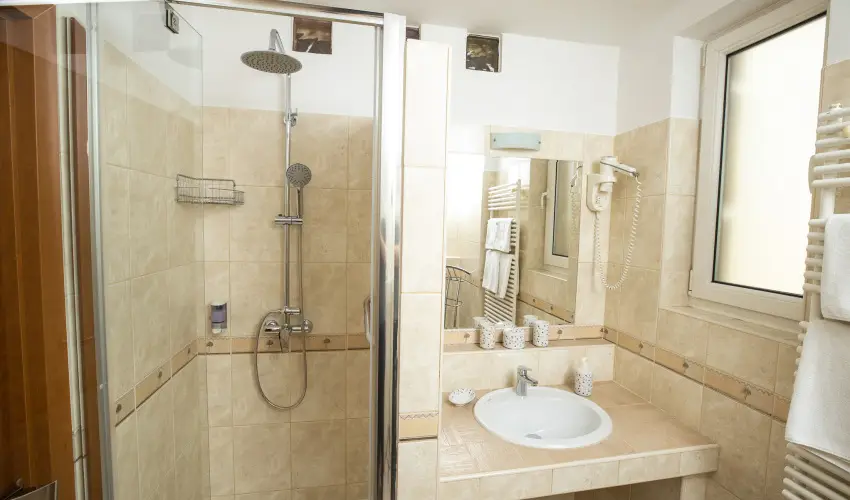 Dm Hotel Szeged - Hsvt - teljes elrefizetssel