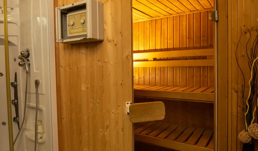 Dm Hotel Szeged - Hsvt - teljes elrefizetssel