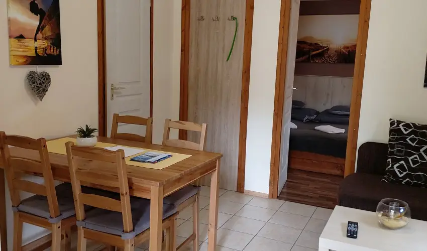 Dream Horse Apartman Cserkeszl - Hsvt (min. 2 j)