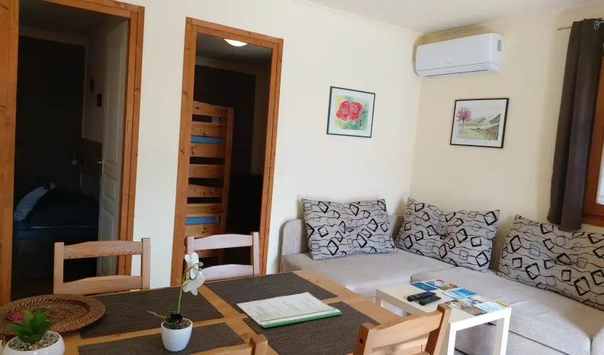 Dream Horse Apartman Cserkeszl - Hsvt (min. 2 j)