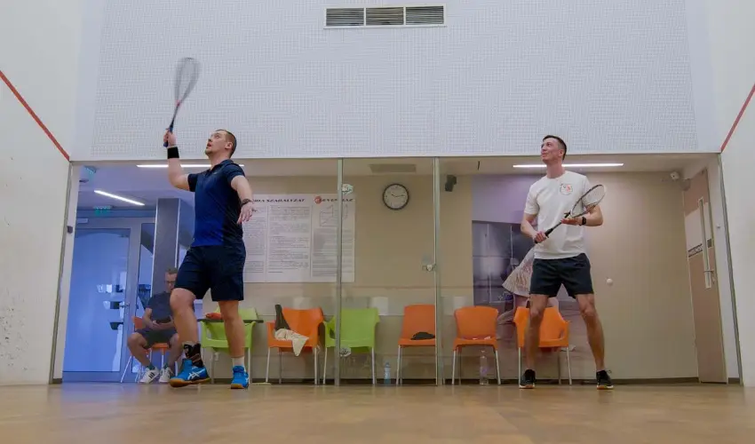 Eleven Business & Sport Hotel Jszrokszlls - Hsvt