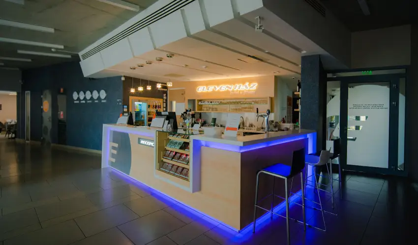 Eleven Business & Sport Hotel Jszrokszlls - Hsvt