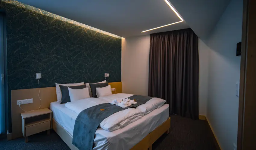 Eleven Business & Sport Hotel Jszrokszlls - Hsvt