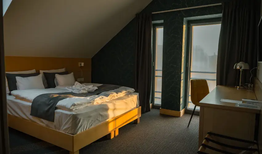 Eleven Business & Sport Hotel Jszrokszlls - Hsvt