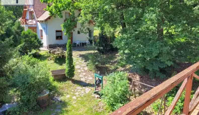 Szarvas Panzi Erdbnye