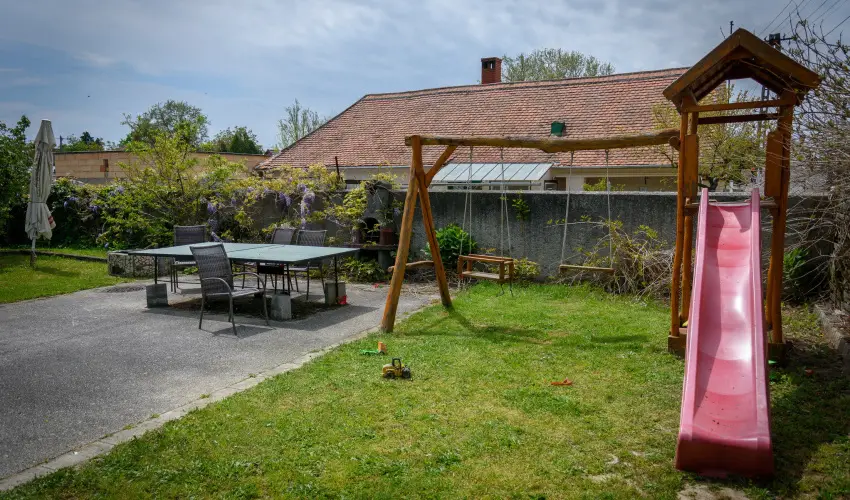 Erika Apartman Srvr - Hsvt (min. 3 j)