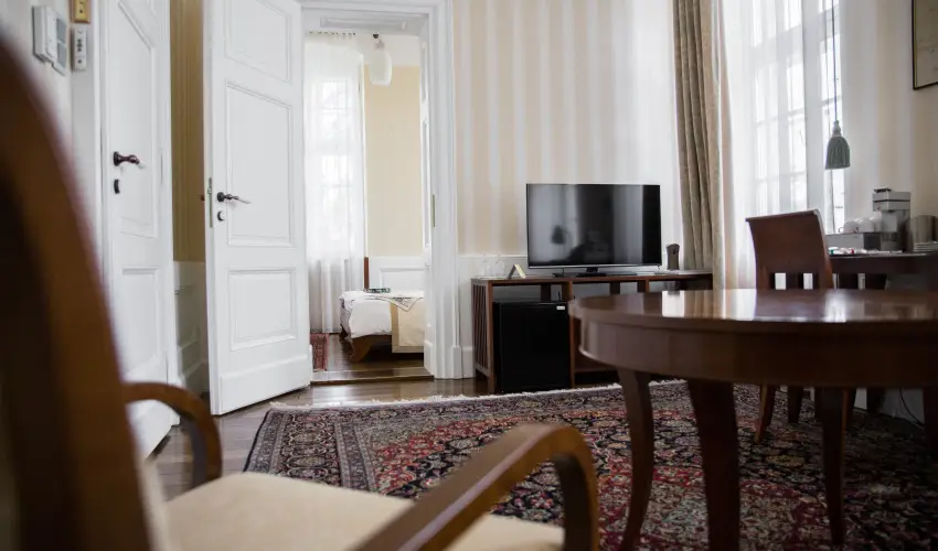 Erzsbet Nagy Szlloda Paks - Hsvt