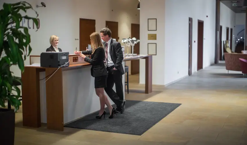 Erzsbet Nagy Szlloda Paks - Hsvt