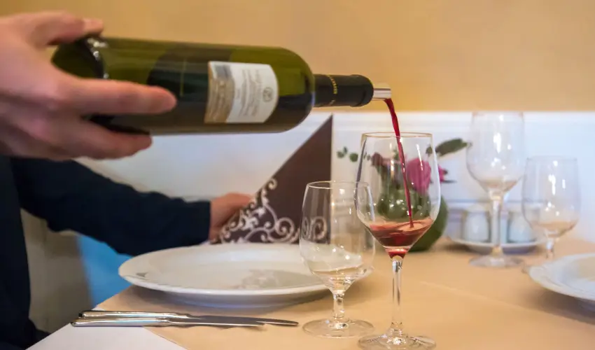 Erzsbet Nagy Szlloda Paks - Hsvt