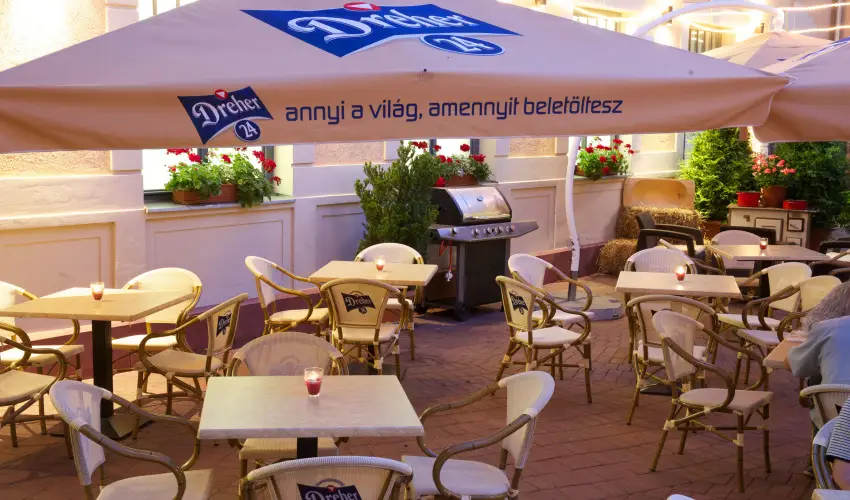 Erzsbet Kirlyn Szlloda Gdll - Hsvt - specilis elrefizetssel