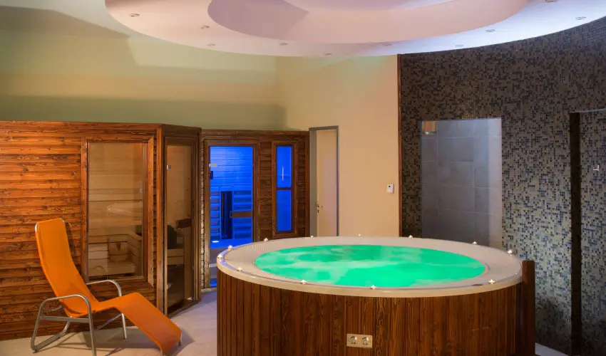 Erzsbet Kirlyn Szlloda Gdll - Hsvt - specilis elrefizetssel