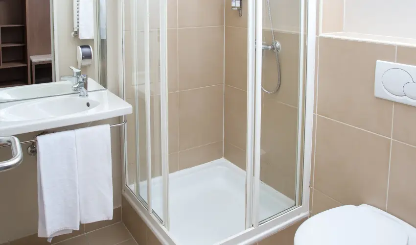 Erzsbet Kirlyn Szlloda Gdll - Hsvt - specilis elrefizetssel