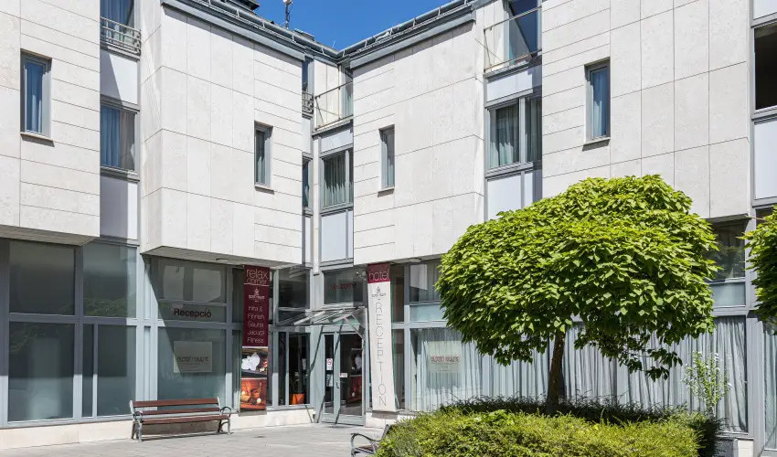 Erzsbet Kirlyn Szlloda Gdll - Hsvt - specilis elrefizetssel