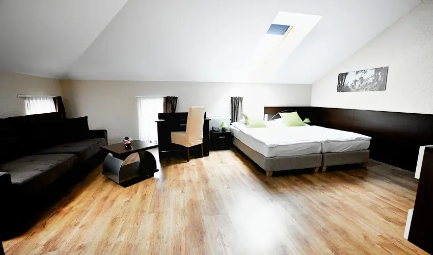 Ezsthd Hotel Veszprm - Hsvt 