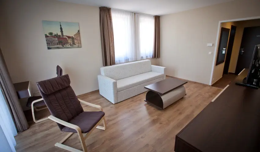 Ezsthd Hotel Veszprm - Hsvt 