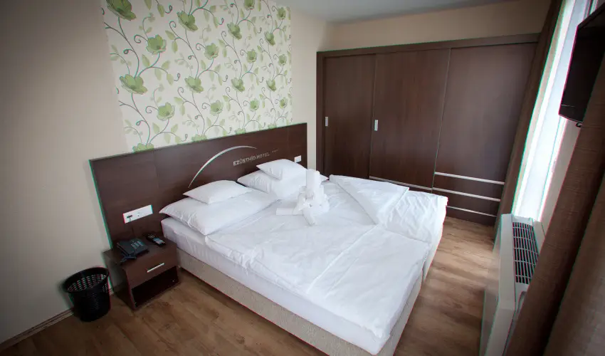 Ezsthd Hotel Veszprm - Hsvt 