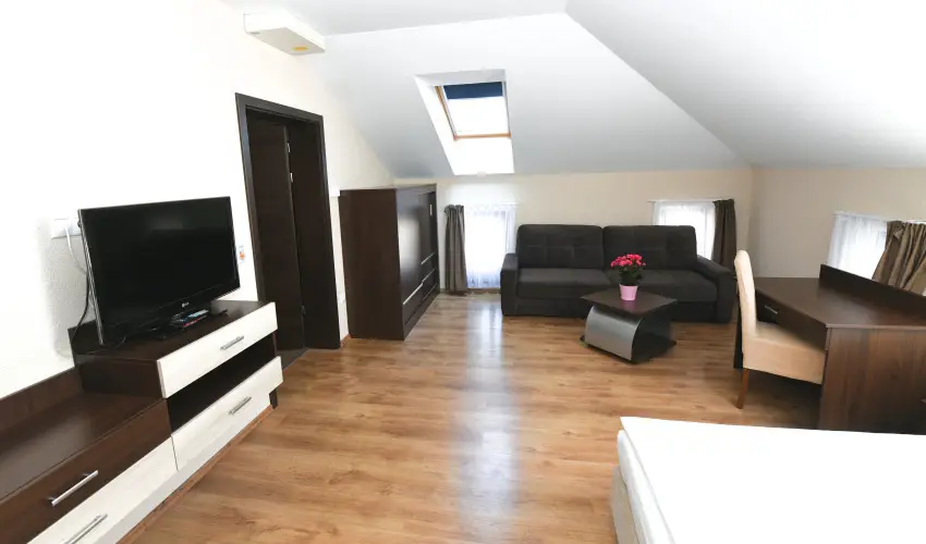 Ezsthd Hotel Veszprm - Hsvt 