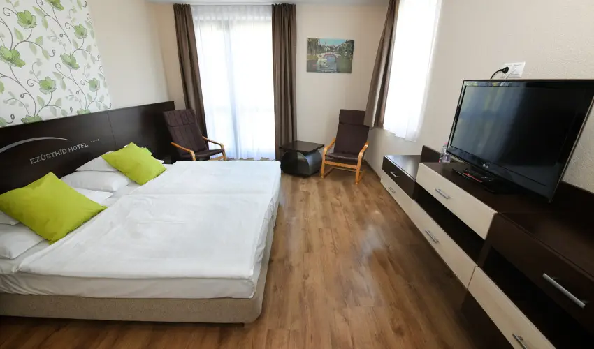 Ezsthd Hotel Veszprm - Hsvt 