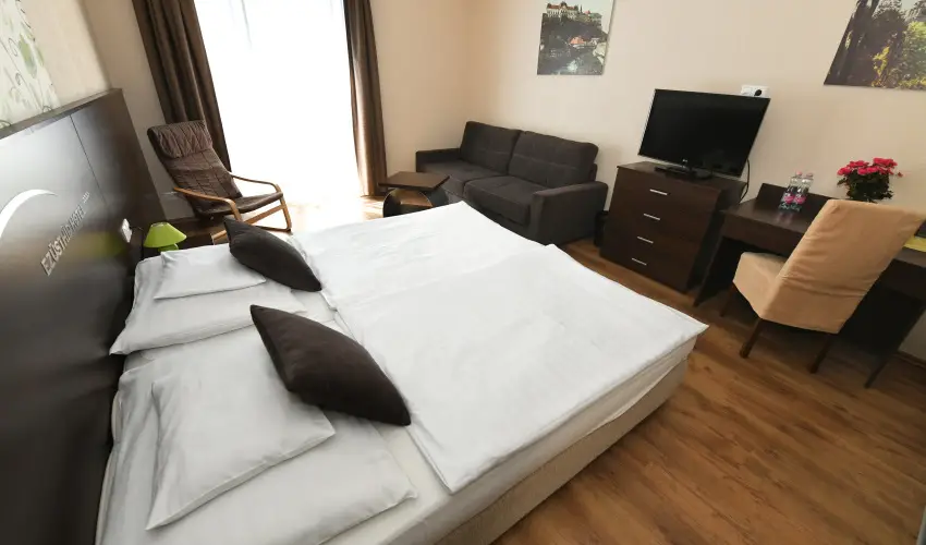 Ezsthd Hotel Veszprm - Hsvt 