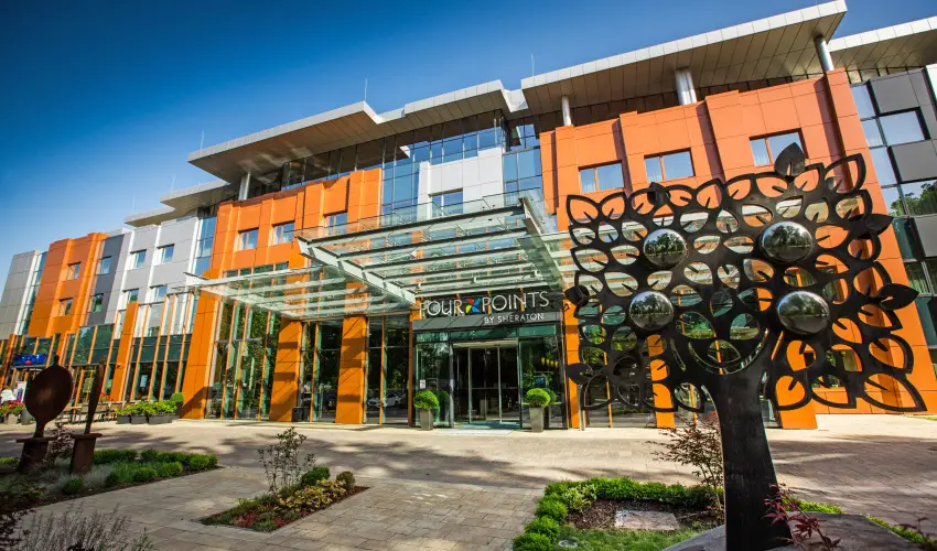 Four Points by Sheraton Kecskem�t Hotel & Konferenciak�zpont Kecskem�t - H�sv�ti Felt�lt�d�s & Wellness �lm�nycsomag (min. 2 �j)