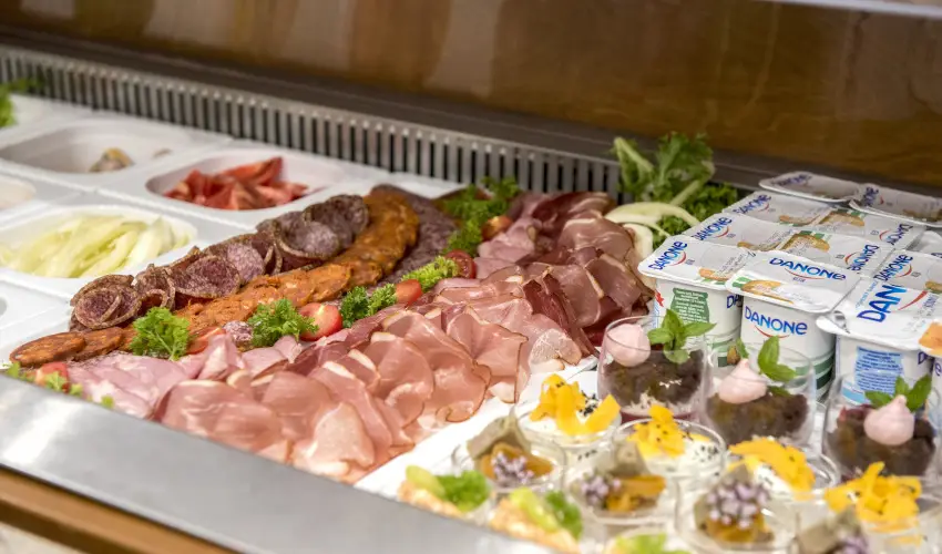 Garden Hotel Wellness & Konferencia Szolnok - Édeskettes romantika (min. 2 éj)