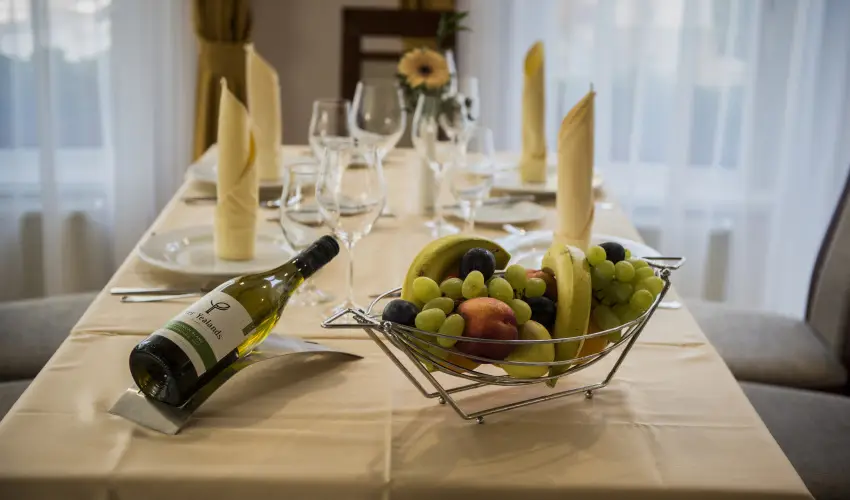 Garden Hotel Wellness & Konferencia Szolnok - Édeskettes romantika (min. 2 éj)