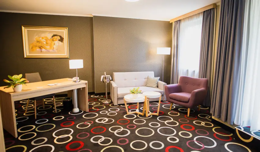 Garden Hotel Wellness & Konferencia Szolnok - Édeskettes romantika (min. 2 éj)