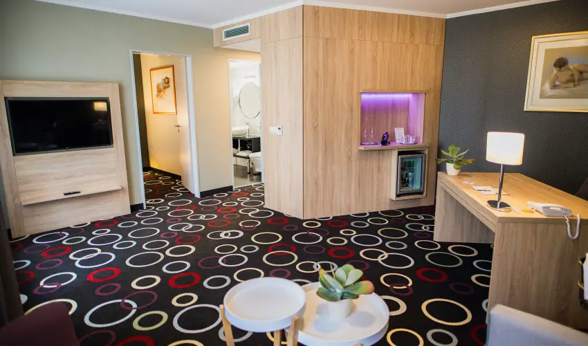 Garden Hotel Wellness & Konferencia Szolnok - Édeskettes romantika (min. 2 éj)