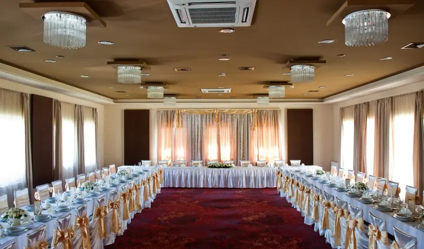 Gastland M0 Hotel Szigetszentmikls - Hsvt